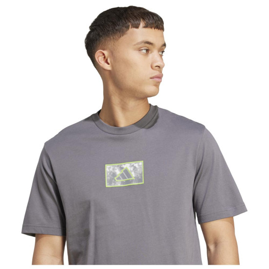 Adidas Ανδρική κοντομάνικη μπλούζα Camo Box Tee Adidas Ανδρική κοντομάνικη μπλούζα Camo Box Tee